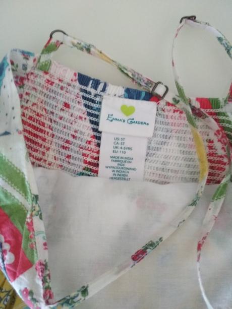 Dievčenské šaty, 110