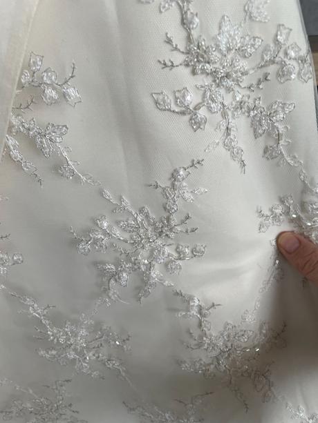 Svadobné / spoločenské šaty, m / s