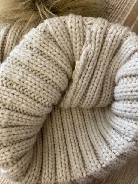 Čiapka s brmbolcom, 