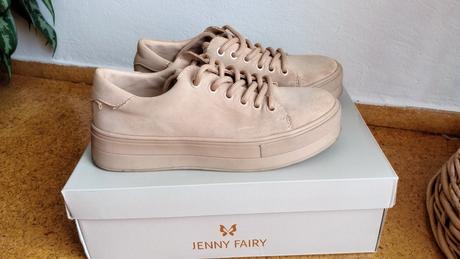 Béžové topánky, 36