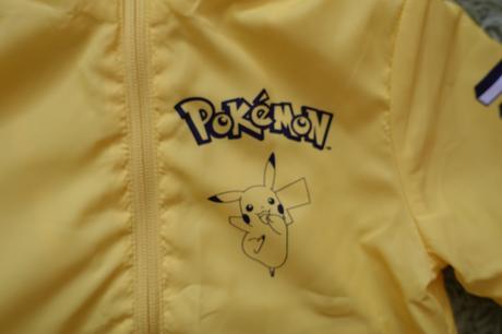 Bunda s pikachu, h&m,98