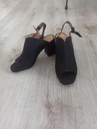 Topánky s otvorenou špičkou a pätou, 36