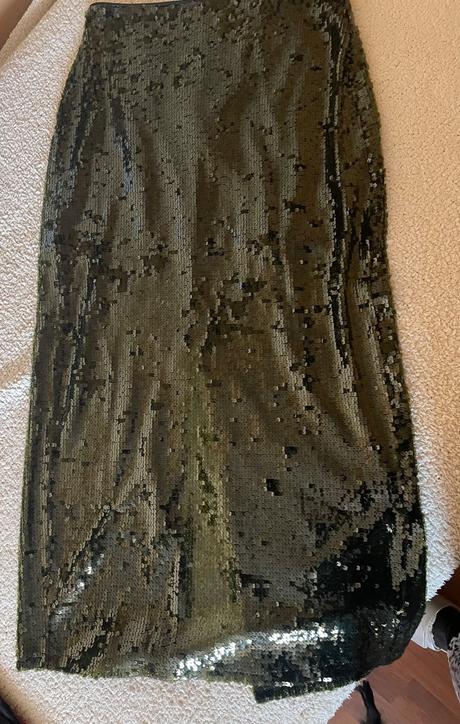 Tmavo zelena sukna, zara,s