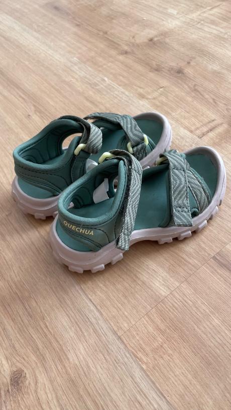 Sandálky decathlon, quechua,23