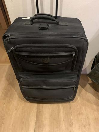 Predám cestovný kufor,