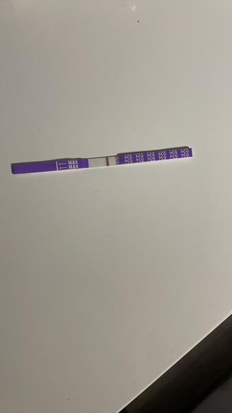 Nízka hladina hCG a čiarka na teste