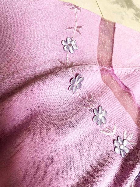 Jemný perleťový pulóvrik, xs