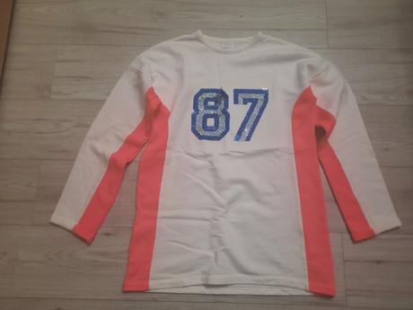 Mikina,v. 11-12 rokov, 152