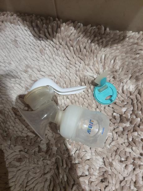 Manualna odsavacka avent, 