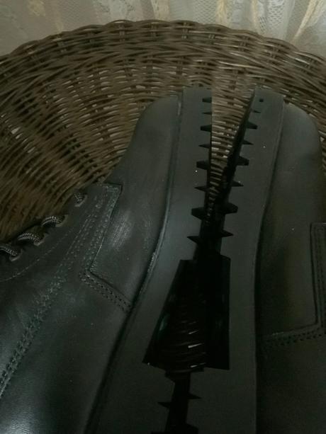 Čierne čižmy s kožušinu na styl timberland, 36