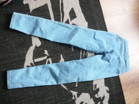 Dievcenske jeginsy, c&a,164