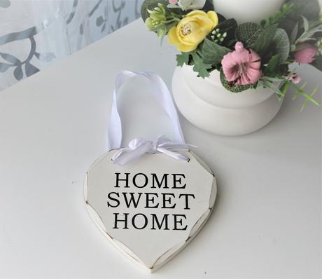 Drevené závesné srdce,