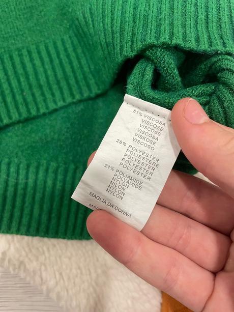 Zelený sveter s flitrami, m