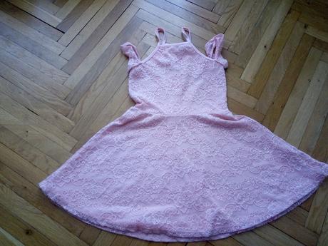 Marhuľové čipkované šaty, new look,134