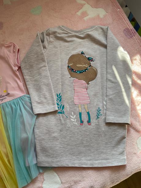 Šaty jedny dlhy rukáv dvoje krátky, 110