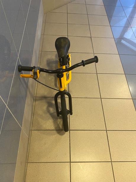 Zlte odrazadlo btwin,