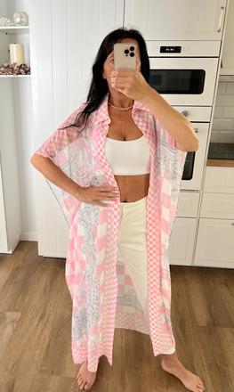 Versace kaftan stal 950 eur, versace