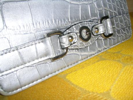 Šedá - strieborná peňaženka guess, guess