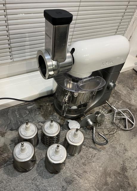 Kenwood kmx 50 kuchynský robot,