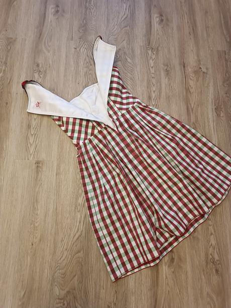 Bavorský kroj velk.38, 