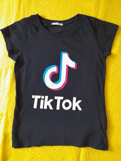 4 bavlnené tričká /cena spolu, f&f,158