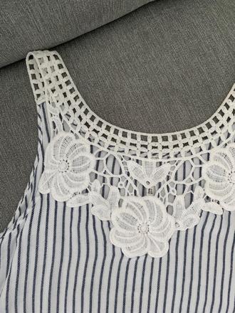 Pasikave tielko značky stradivarius velk.s, stradivarius,s