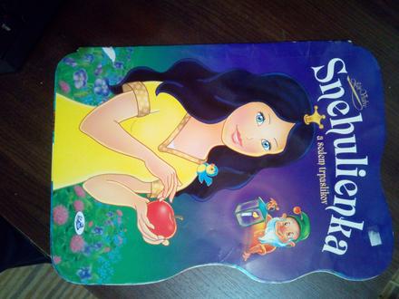 Snehulinka a sedem trpajzlíkov, 