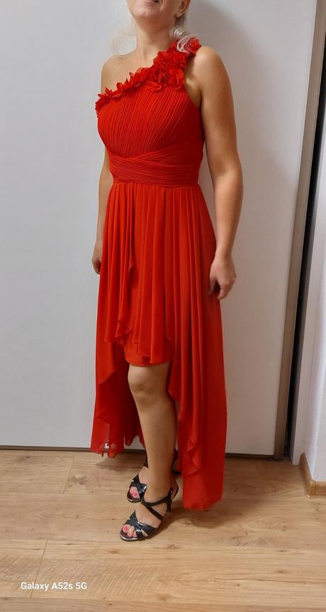 Spoločensmé šaty, 40