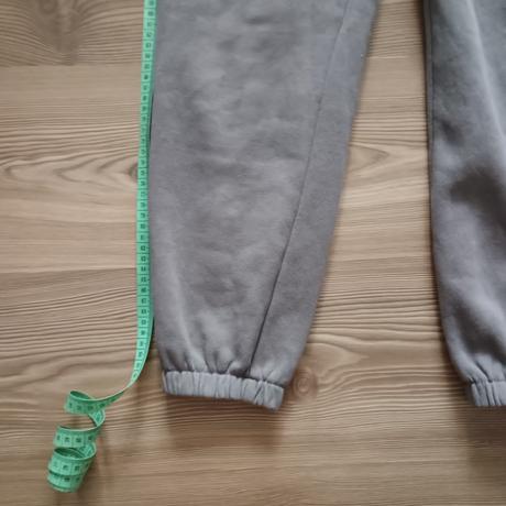 Tepláky h&m 158 veľmi málo nosené, dcéra z nich ve, h&m,158