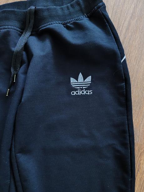 Trištvrtove, adidas,xs