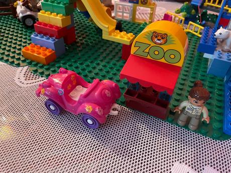 Lego duplo zoo sada spojene s 5634 krmenie,