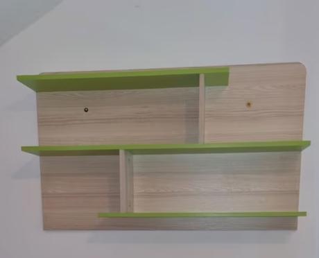 Písací stolík a polica, 