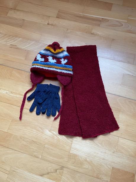 Čiapka + šál + rukavice, 98