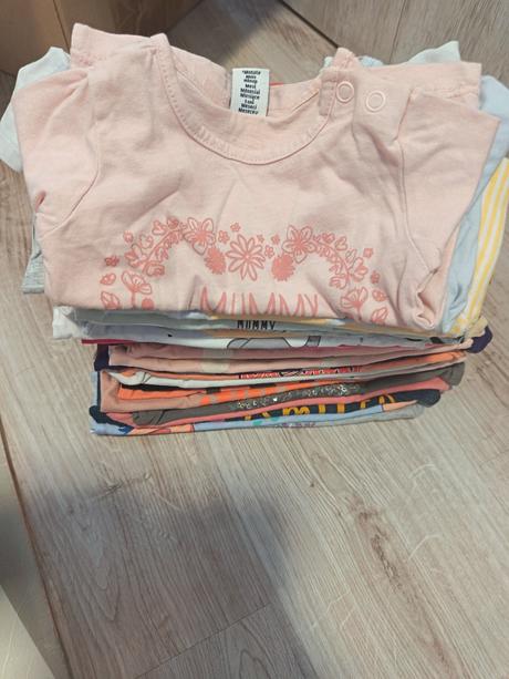 Dievčenské tričká, 56