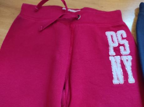 4x teplaky vyborny stav, aeropostale,128