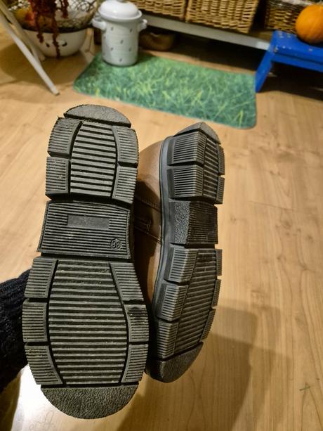 Cizmicky kozene velkost 37, vnutorna dlzka 24cm, 37