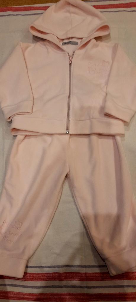 Teplákoch súprava, 92