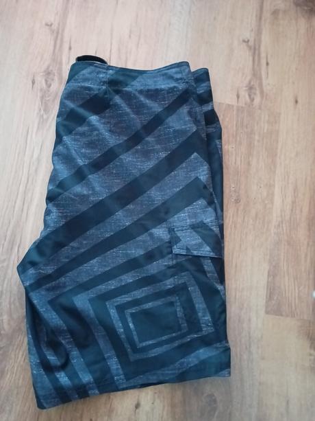 Minimálne nosené plavecké bermudy, f&f,l