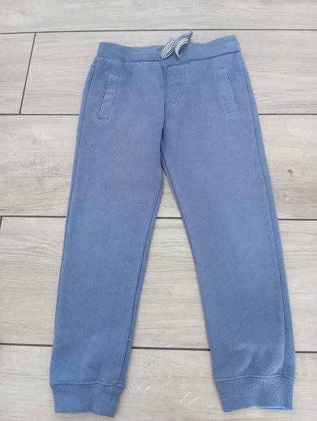 3x tepláky 110/116, lupilu,110