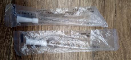 Mix potrieb pre bábätko (cumlík, držiak, krém ), nuk