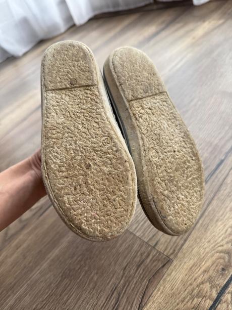 Nasuchovacky, reserved,27