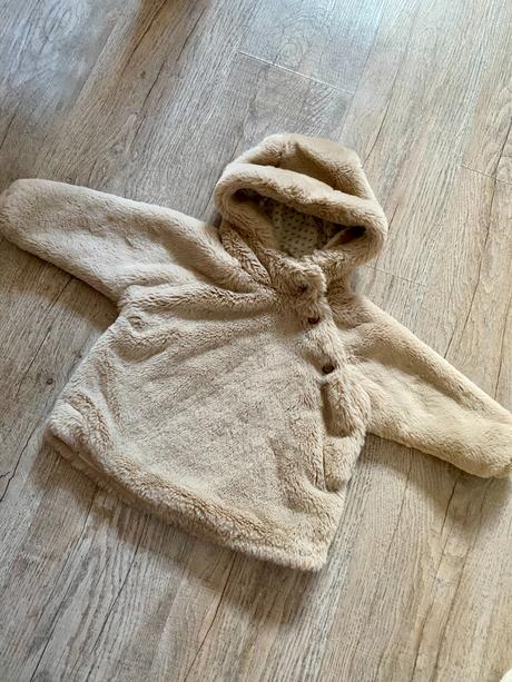 Chlpáčiková bunda + čiapka veľ. 74, zara,74