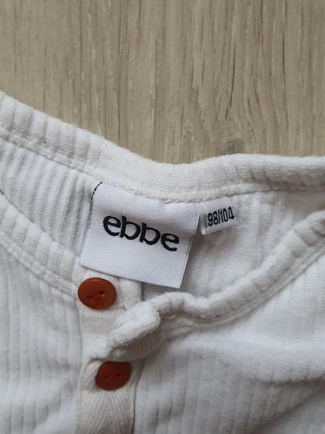 Nočná košeľa, 98