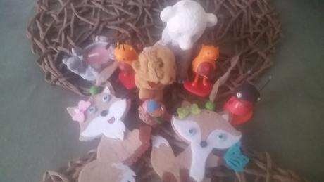 Darujem figúrky a dve sviečky, 