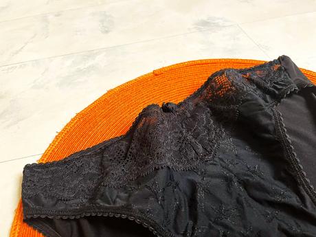 Luxusné krajkové nohavičky, m