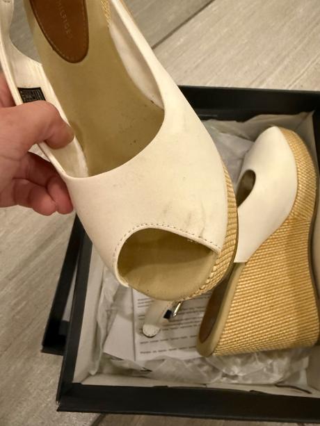 Topánky na klinovom opätku, tommy hilfiger,37