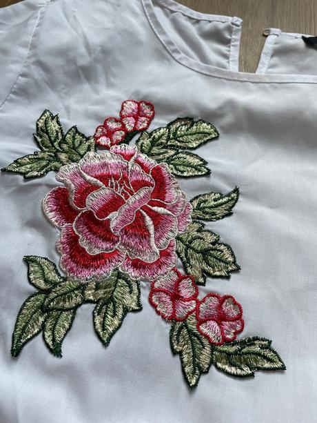 Blúzka, atmosphere,34