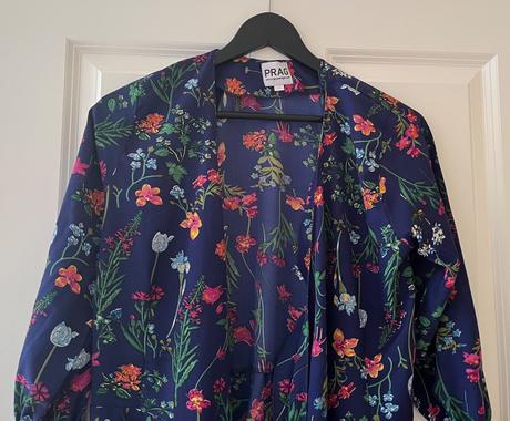 Modré kvetované zavinovacie šaty, prag, l/xl, l