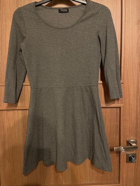 Šaty gina, gina,m