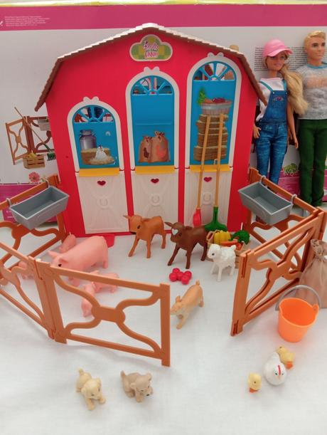 Barbie farma od mattel, 